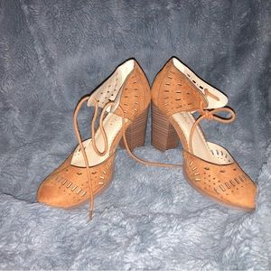 Altard State Boho faux suede cutout heels size 7
